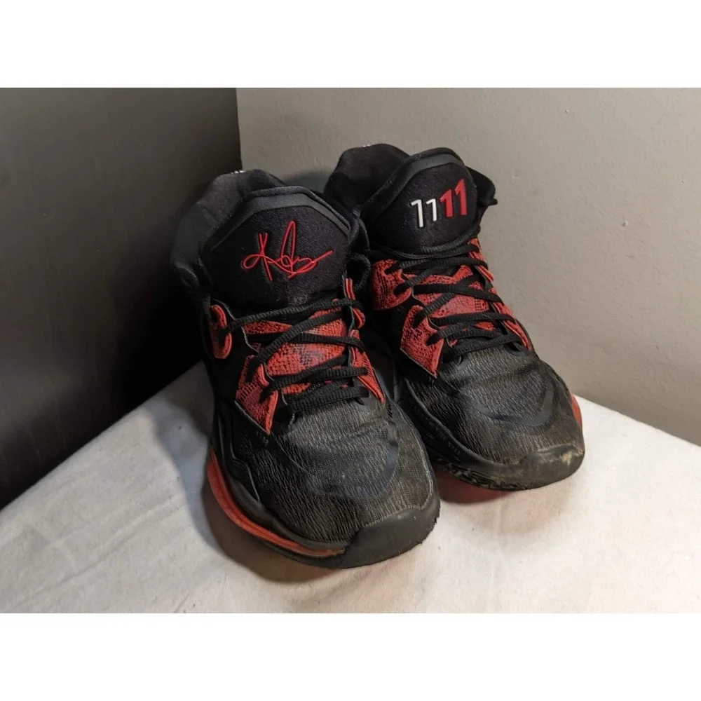Nike Kyrie 8 Infinity Bred 2022 Basketball Shoes Mens US 8 - Picture 1 of 9
